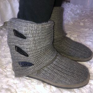 Sweater boots